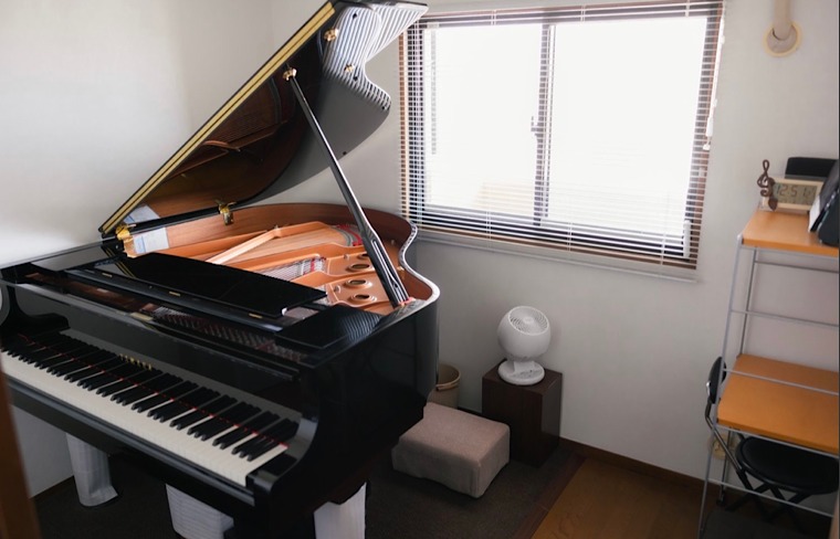 福岡市南区「Chikaピアノ教室」のレッスン室の写真