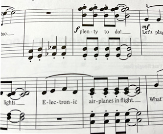 小さな生徒さんの楽譜の写真